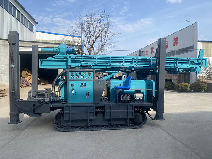 Plataforma de perforación de pozos de agua